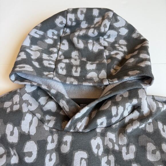 The North Face Girls Grey Leopard Print Camp Fleece Hoodie - Picture 7 of 11